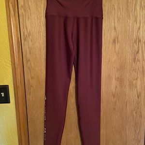 NWT Peloton Women’s Leggings Size L